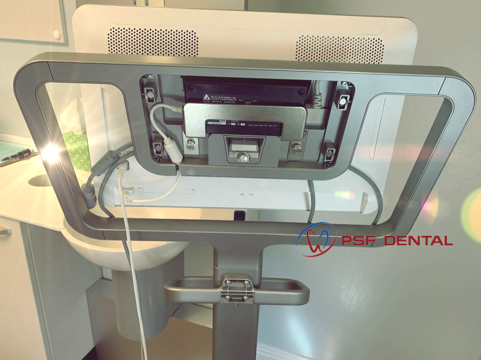 iTero Element 2 Dentistry Intraoral Scanner - Image 3